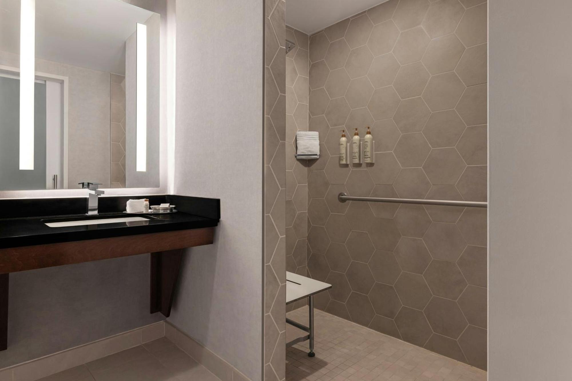 Renaissance Denver Hotel & Conference Center المظهر الخارجي الصورة